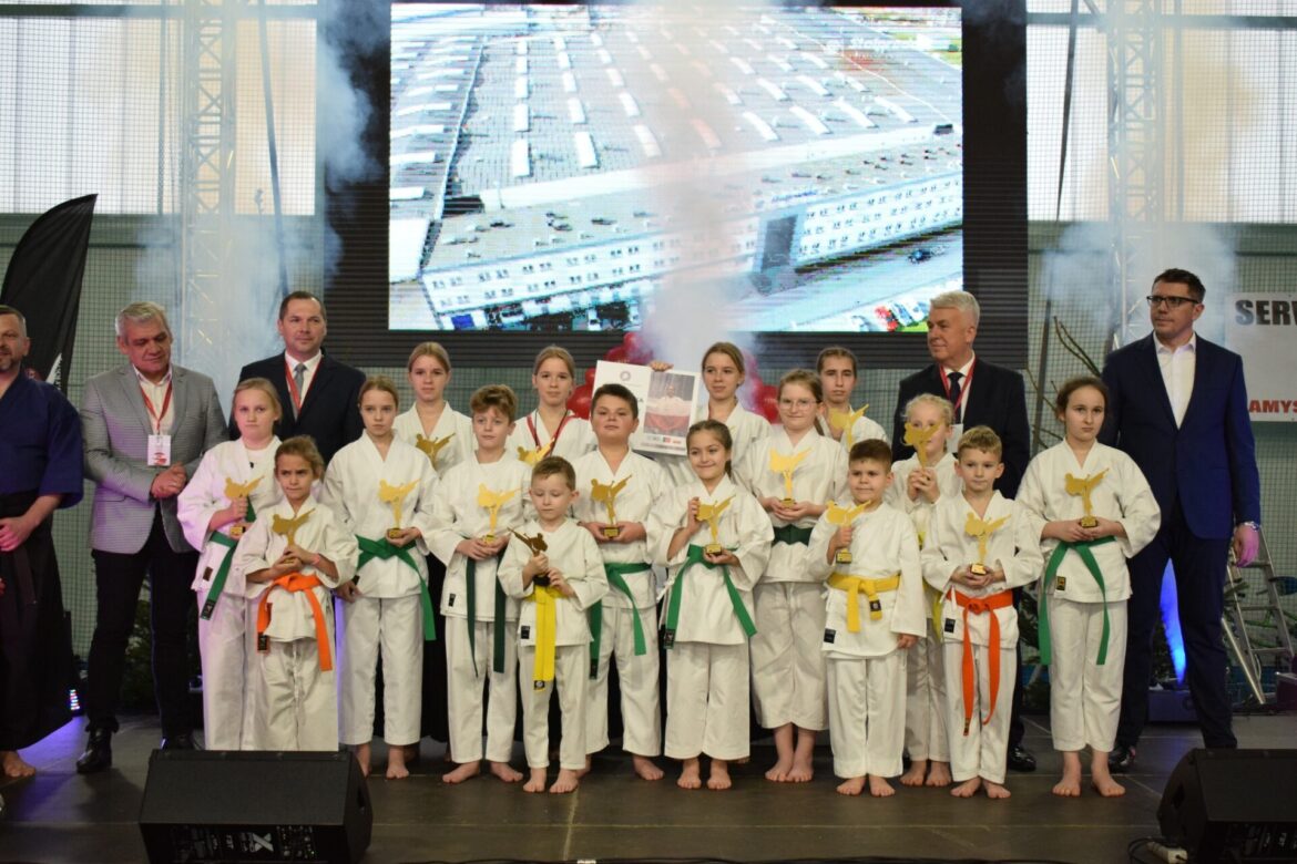 XI Turniej o Puchar św. Mikołaja w karate tradycyjnym (ZDJĘCIA)