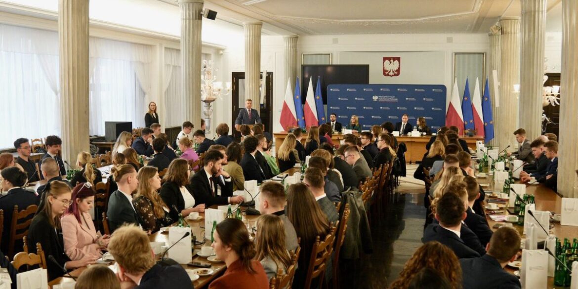 Przewodnicząca RSS AZ na spotkaniu z ministrem nauki