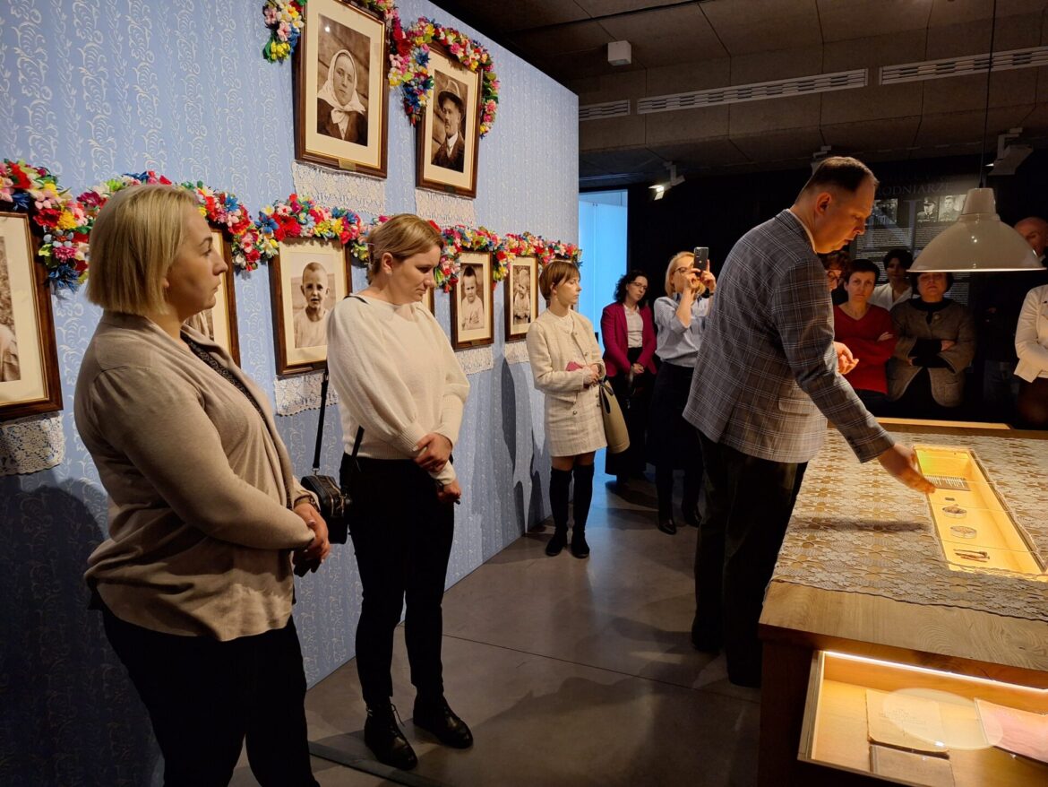 Praca badawcza pedagoga – warsztaty w Markowej