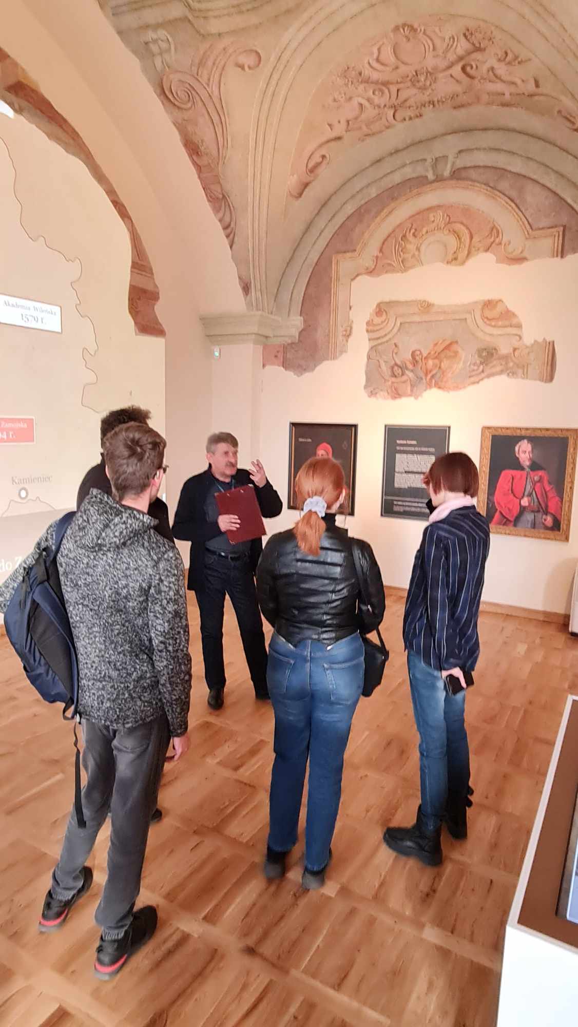 Studenci AZ w gmachu historycznej Akademii Zamojskiej (ZDJĘCIA)
