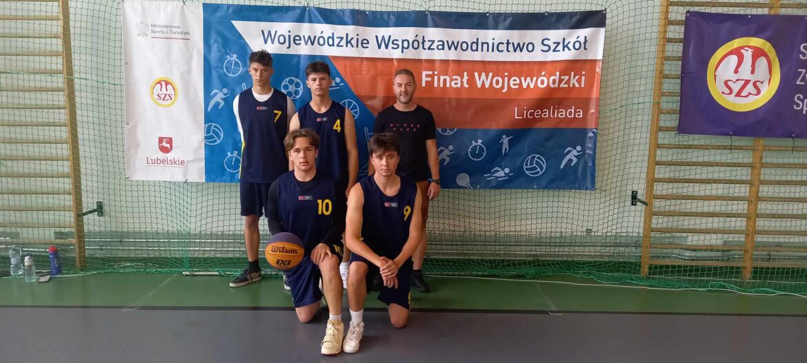 Koszykarze z ZSZiO czwartą drużyną w województwie