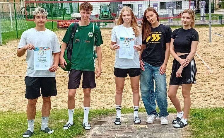 Podwójne podium dla „Norwida”