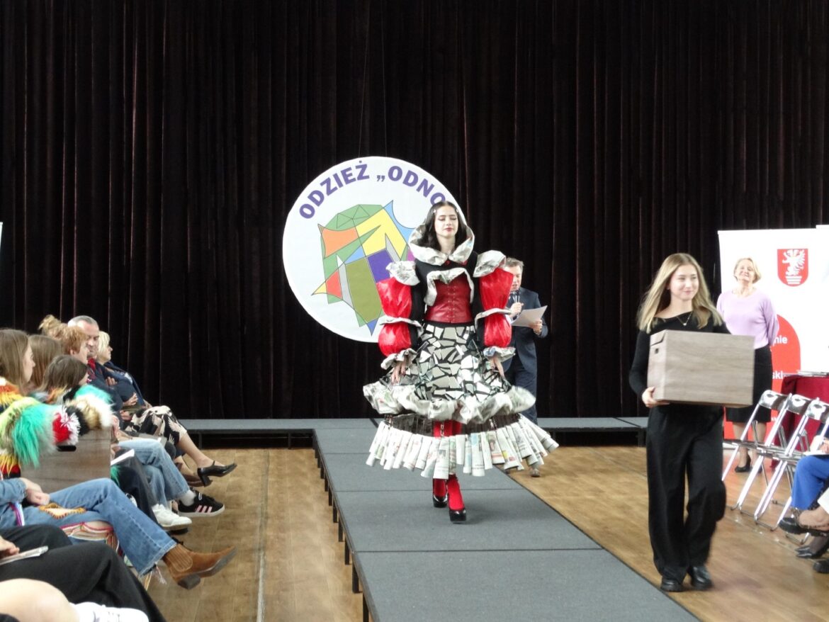 Odzież „Odnowa” 2025