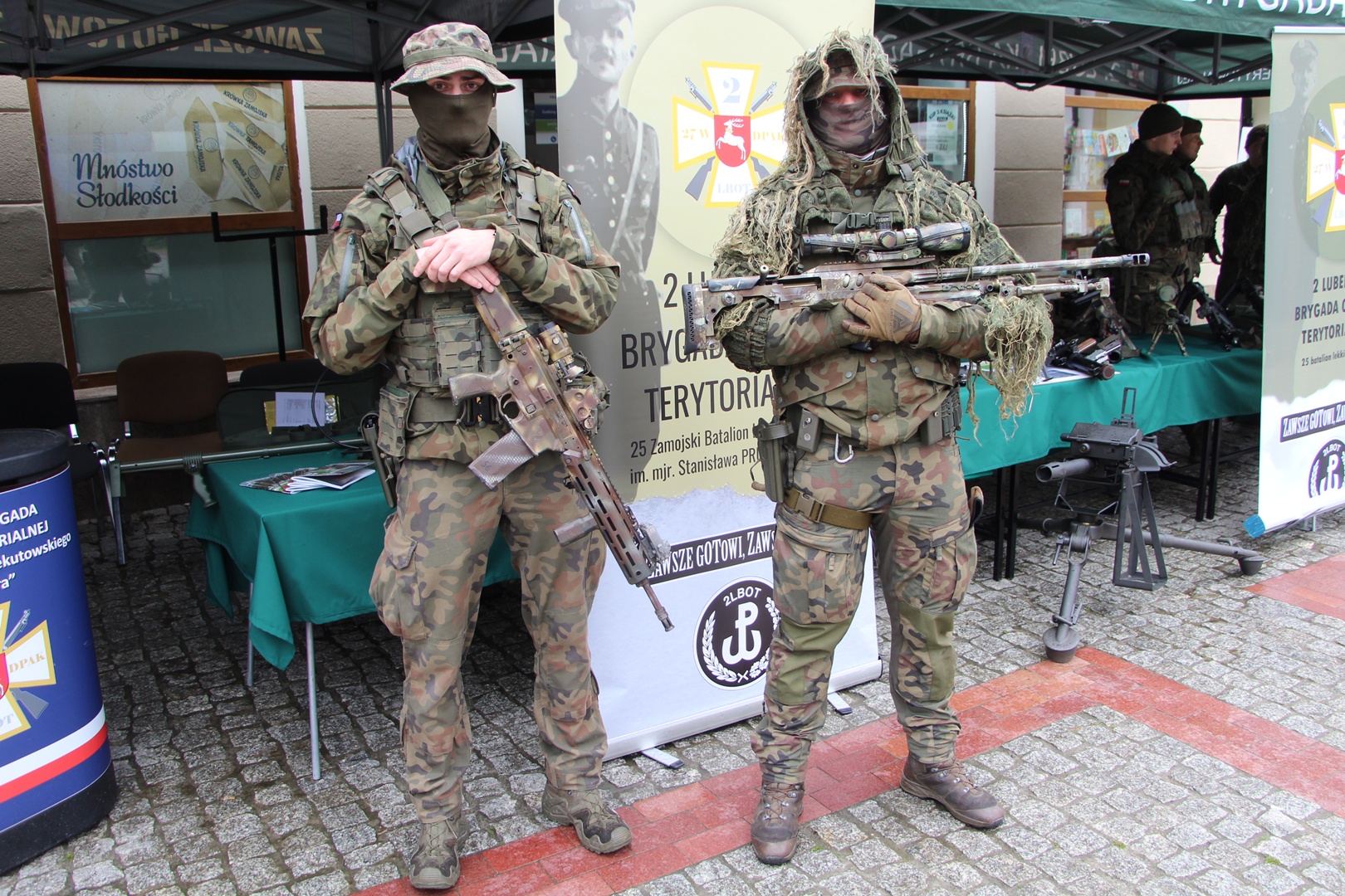 Przysięga terytorialsów i święto 2 LBOT na Rynku Wielkim w Zamościu (ZDJĘCIA)