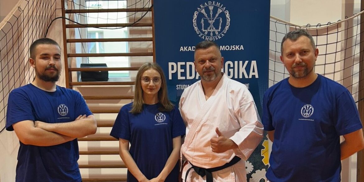 Warsztaty o uzależnieniach behawioralnych dla młodych karateków