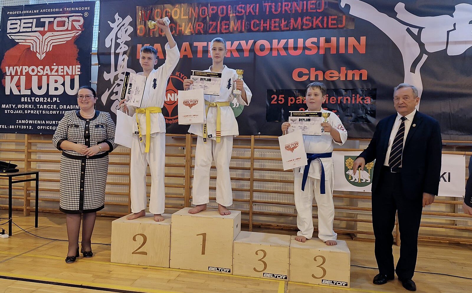 Podwójne złoto Adama Pogudza!