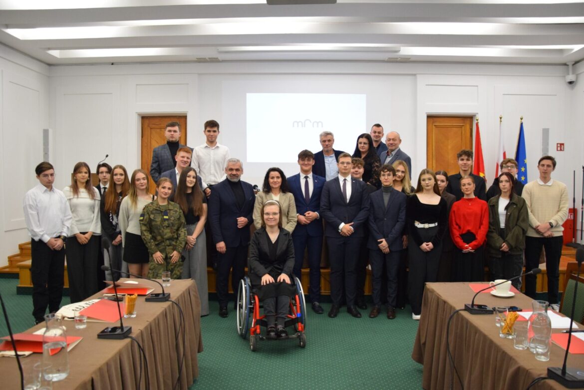Oto nowa Młodzieżowa Rada Miasta Zamość (ZDJĘCIA)