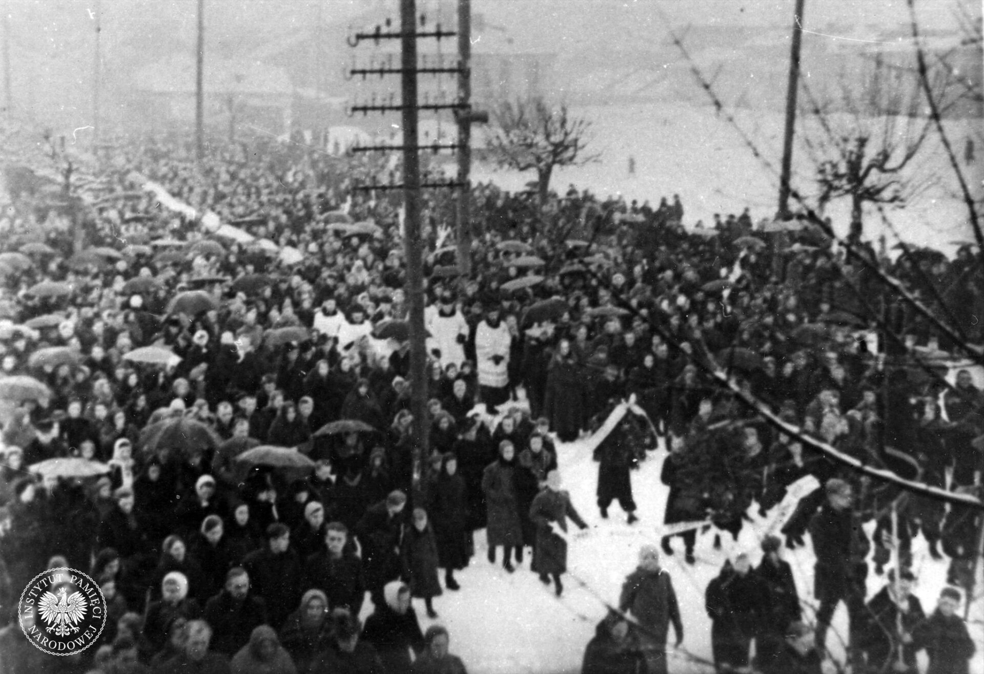 Pogrzeb Dzieci Zamojszczyzny – największa manifestacja w czasie okupacji