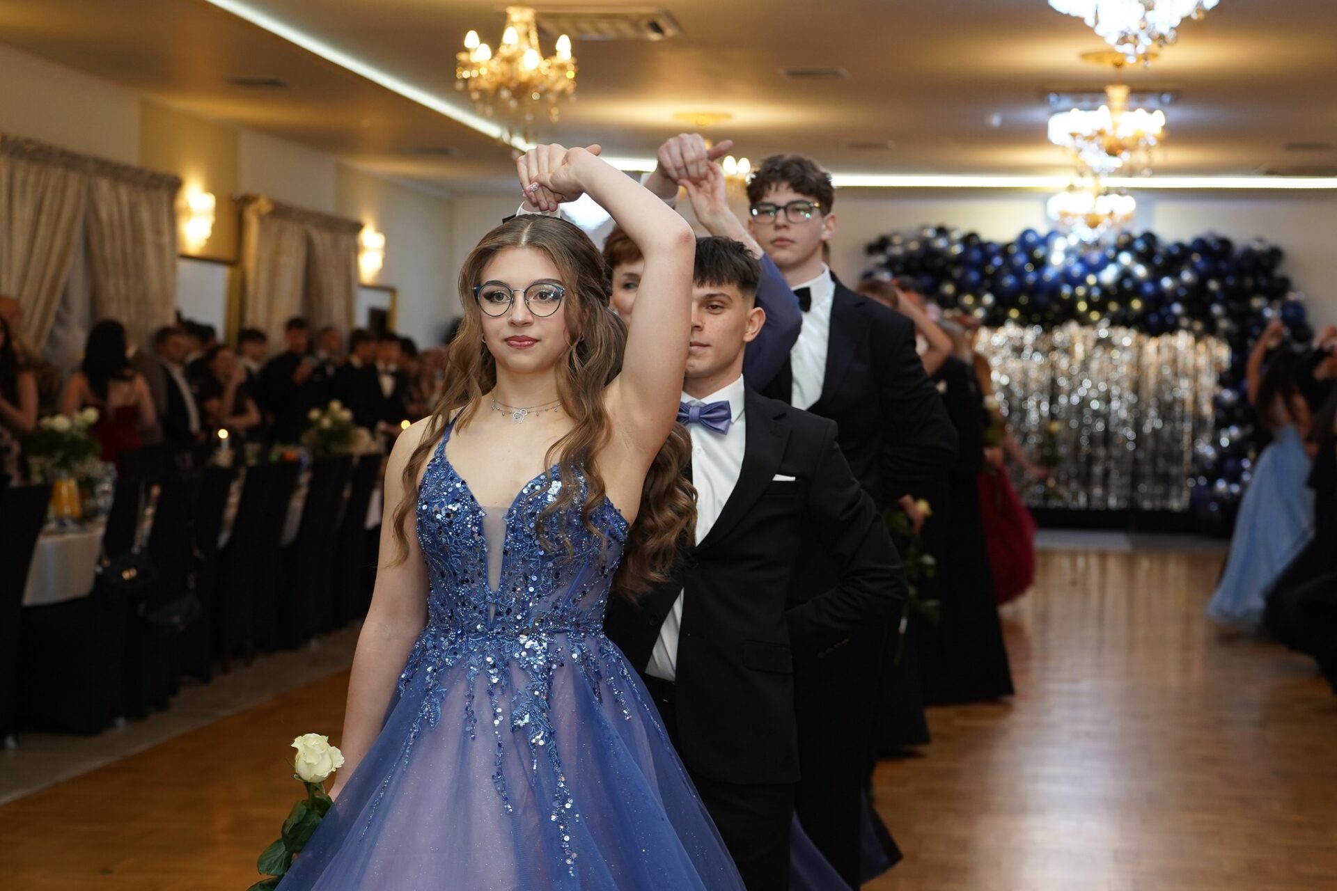 Studniówka maturzystów II LO im. C.K. Norwida w Krasnymstawie (ZDJĘCIA)