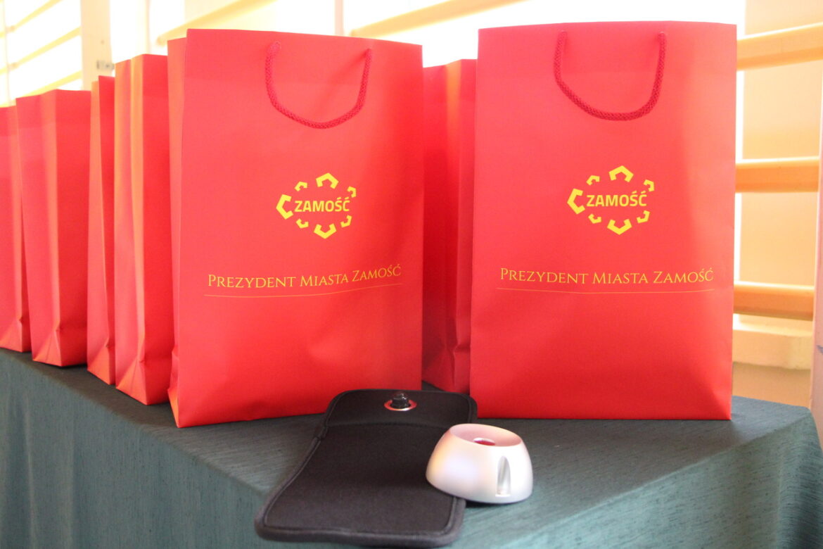 Miasto Zamość rusza z pilotażową akcją wprowadzenia zakazu korzystania ze smartfonów