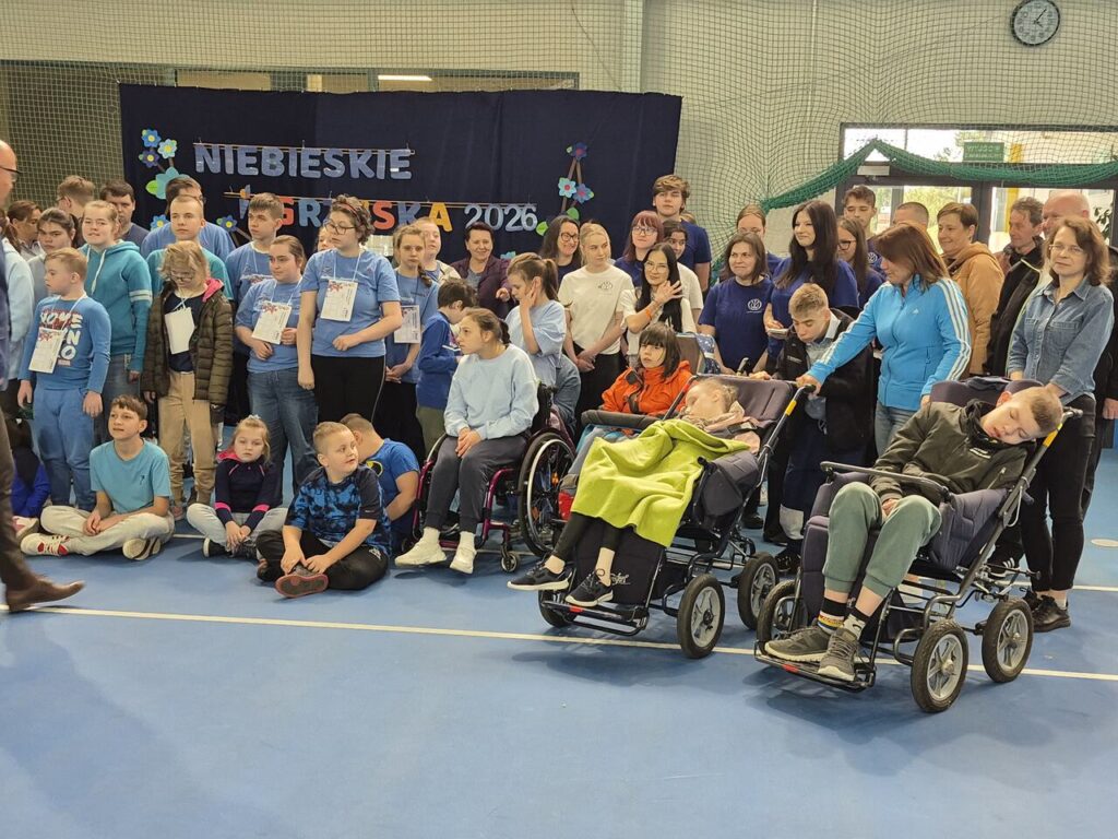Studenci pedagogiki AZ na „Niebieskich Igrzyskach” z okazji Światowego Dnia Autyzmu