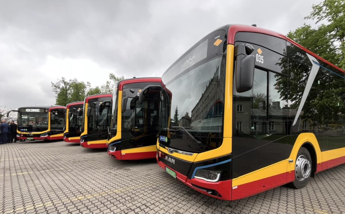 Nowe elektryczne autobusy MAN oficjalnie przekazane w Zamościu