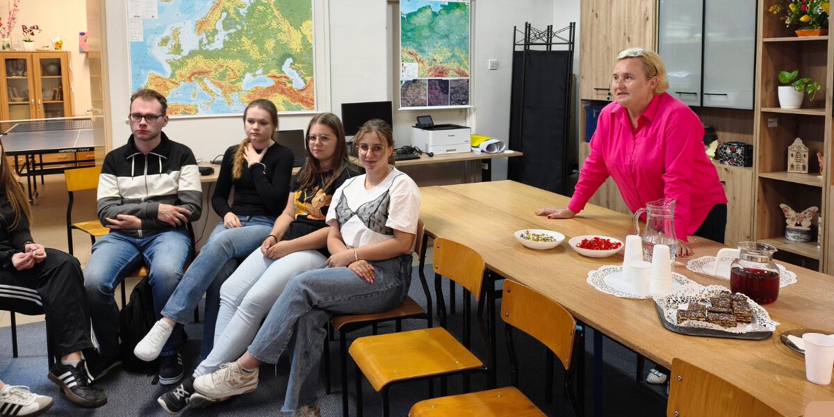 Studenci pedagogiki AZ z rewizytą w Ośrodku Kuratorskim nr 1