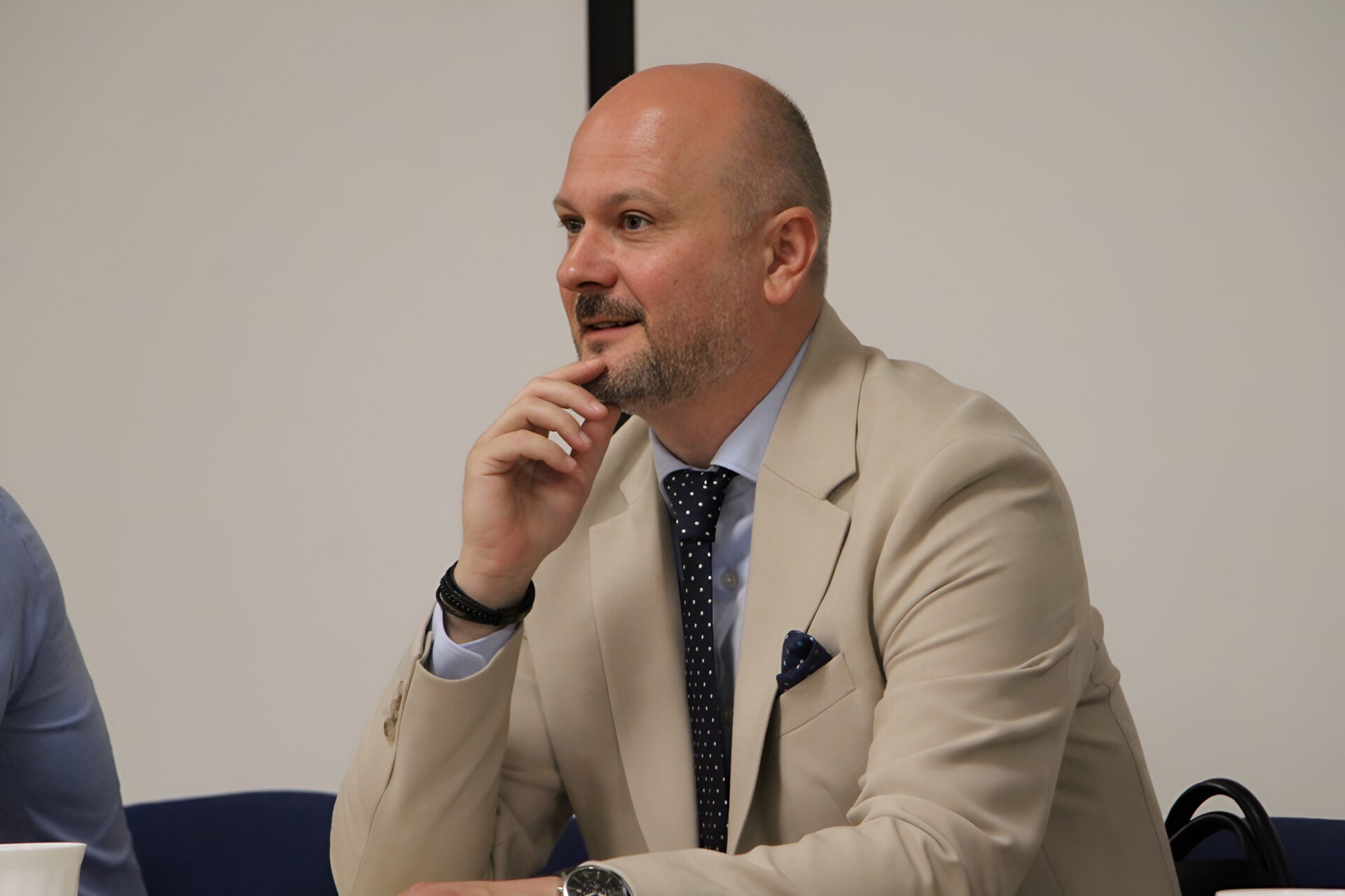 Kolejni absolwenci studiów podyplomowych Akademii Zamojskiej otrzymali świadectwa