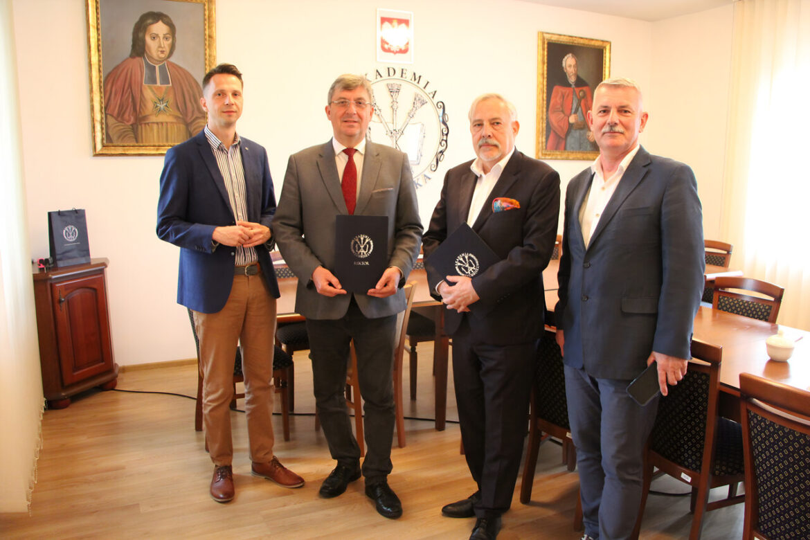 Akademia Zamojska współpracuje z Zamojskim Szpitalem Niepublicznym