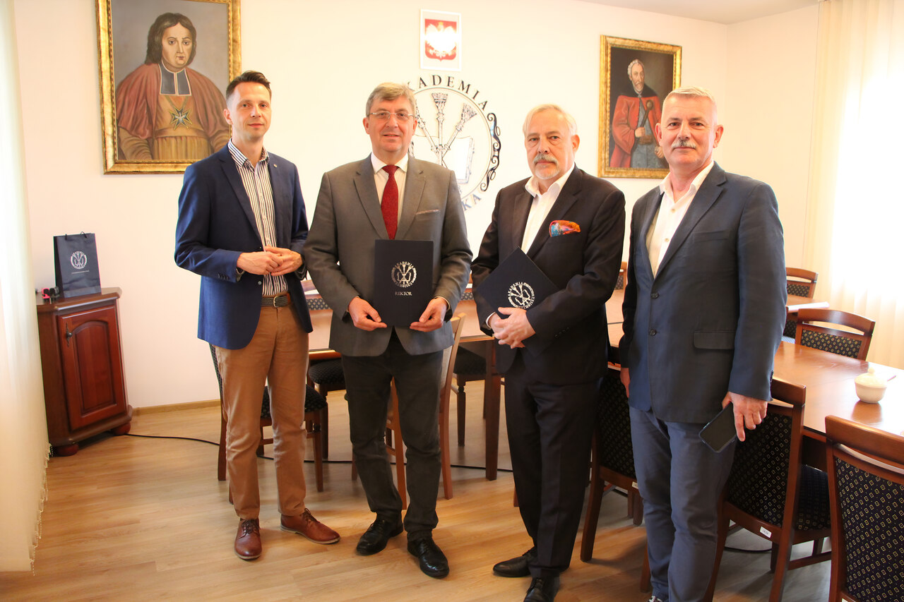 Akademia Zamojska współpracuje z Zamojskim Szpitalem Niepublicznym