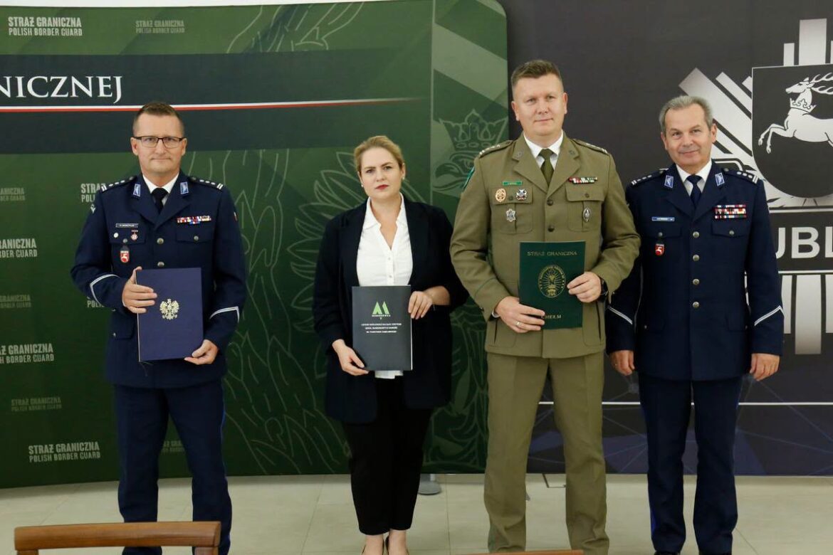 Podpisanie porozumień w sprawie funkcjonowania oddziałów mundurowych